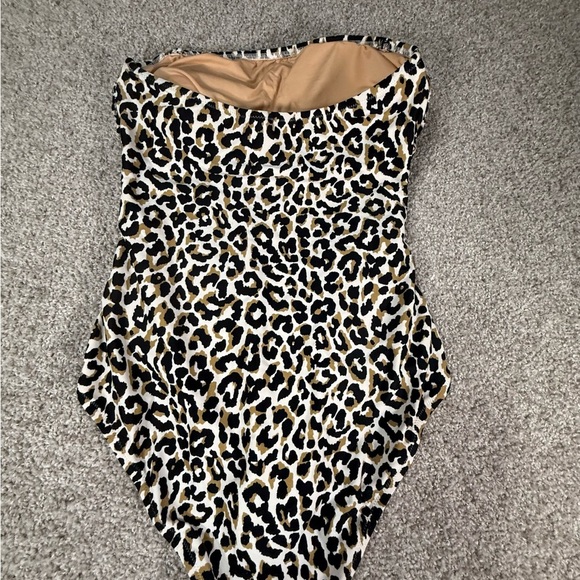 Leopard Swimsuit women’s J. crew one price strapless bathing suit M like new - Picture 6 of 7